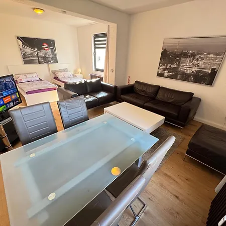 In Herzogenrath-strass Für Max 4 Gäste Apartment