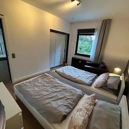 In Herzogenrath-strass Für Max 4 Gäste Apartment
