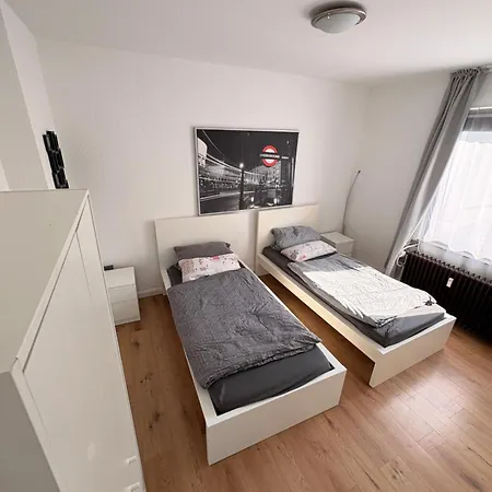 In Herzogenrath-strass Für Max 4 Gäste Apartment *