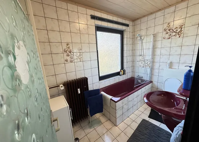 In Herzogenrath-strass Fuer Max 4 Gaeste