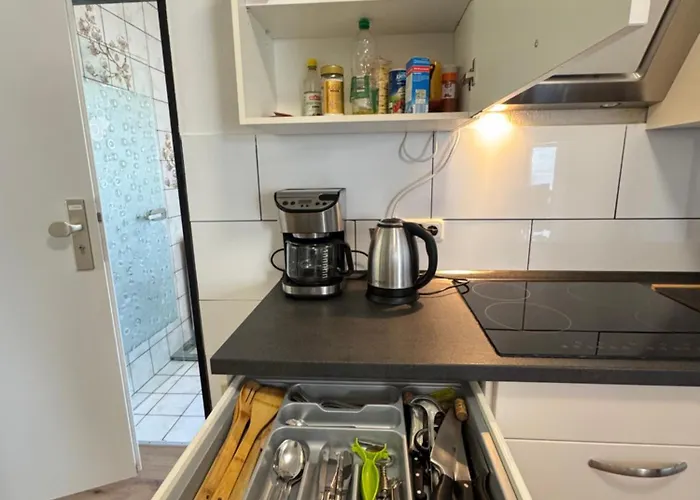 In Herzogenrath-strass Fuer Max 4 Gaeste * Herzogenrath